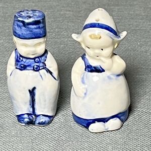 Vntg Salt And Pepper Shakers Blue & White Holland Boy & Girl Set Collectibles